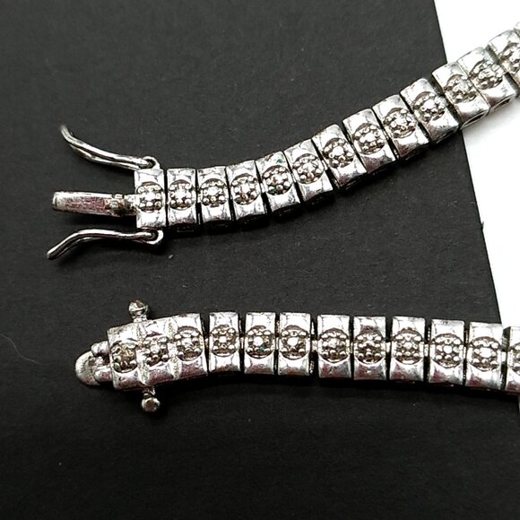 Tennis Style Bracelet Crystal Silver-tone - Picture 13 of 13